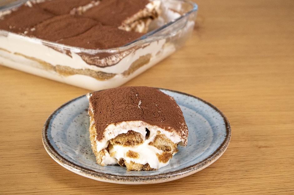 Yumurtasız Tiramisu Tarifi