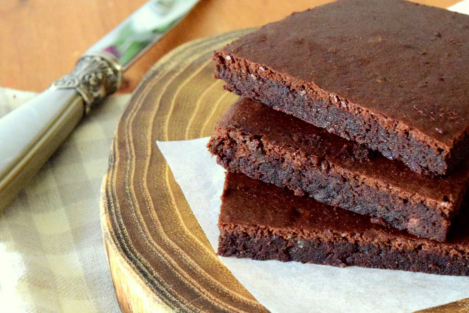 Siyah Fasulyeli Brownie Tarifi